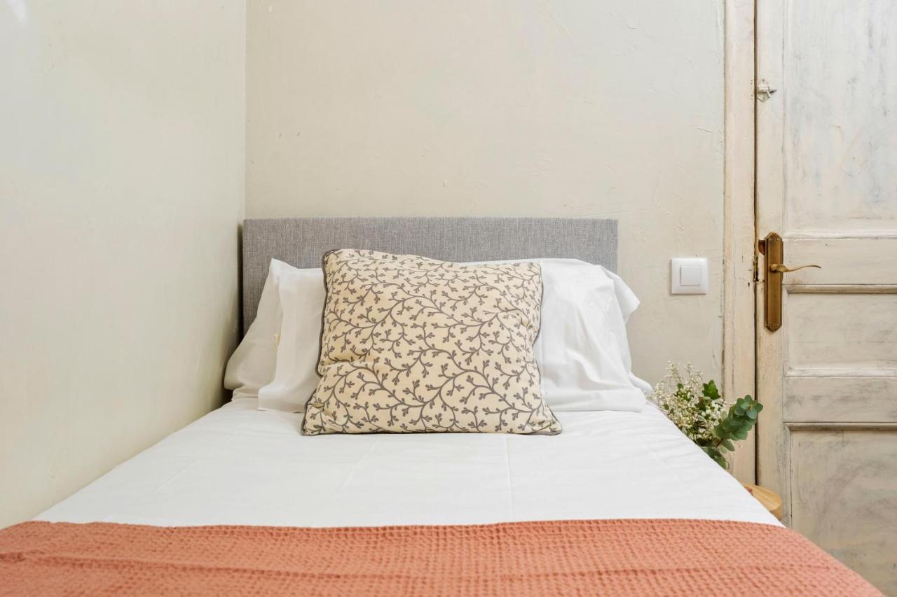 Flateli Poble Sec Apartment Barcelona Ngoại thất bức ảnh
